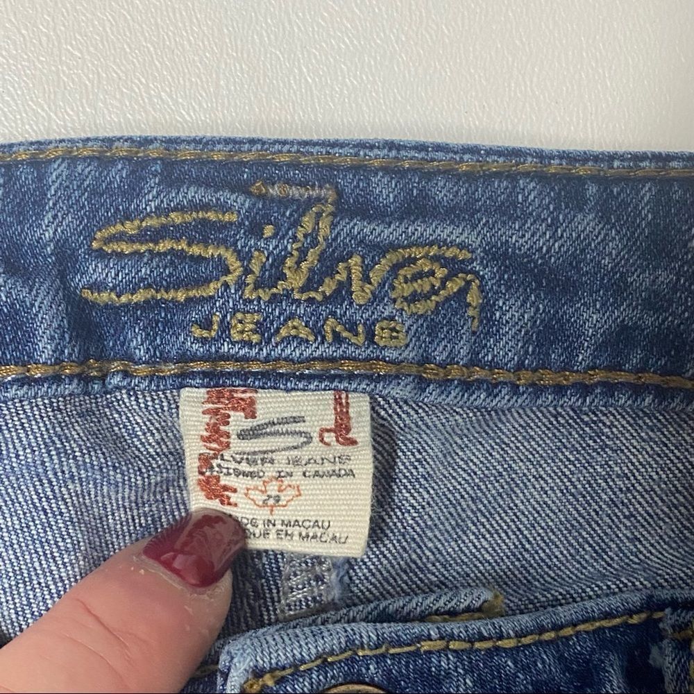 Silver Jeans Co | Alex Denim Capri’s - Picture 3 of 7